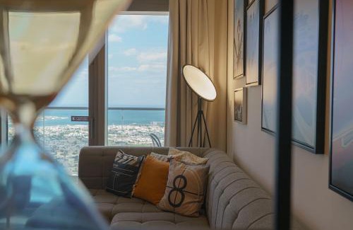 Downtown Dubai Apartment | Paramount Tower Hotel and Residences with Infinity Sky Pool