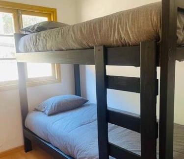 Olmue House | Parcela entre árboles nativos