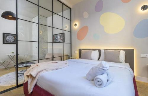 Gemmayzeh Apartment | Paris 1BR Gemmayze
