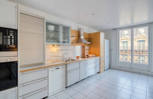 Champs-Elysees Apartment | Paris Perfection – 340sq.mt. Duplex Overlooking Iconic Champs‑Élysées