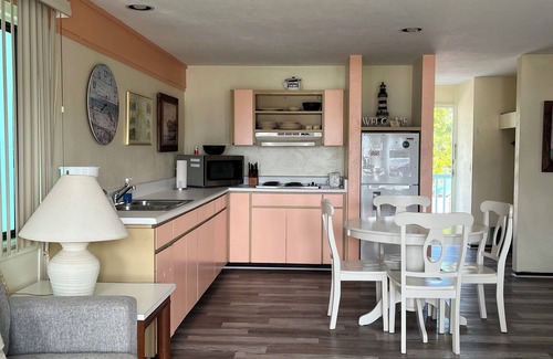 Cedar Key Apartment | Park Place Condo 222