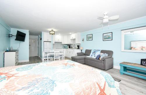 Cedar Key Apartment | Park Place Unit 228