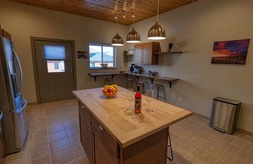 Gardiner Condo | Park's Edge Retreat on the Yellowstone River
