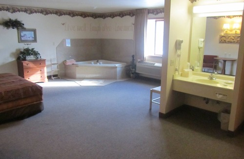 West Bend Hotel | Park View Inn & Suites and Conference Center