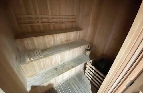 Nunez Apartment | Parking included, Gym, Sauna, BBQ facilities, Laundry, Swimming pool