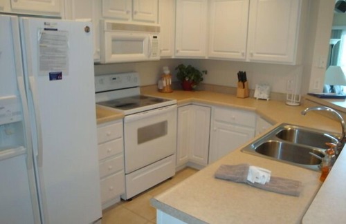 Osage Beach Condo | Parkview Bay 3 bedroom, 1st floor, Overlooks Pool, Lakefront, FREE WIFI