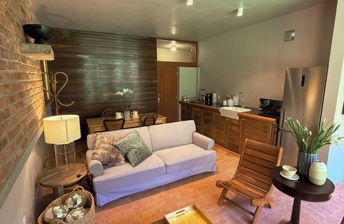 Chapalita Hotel | Parque Juan Diego