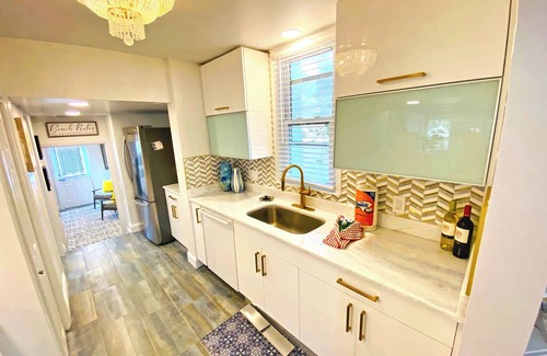 Pass-a-Grille House | Pass-A-Grille Luxury Pool Sleeps 10