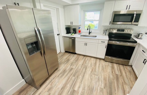 Pass-a-Grille House | Pass-A-Grille St Pete Beach 3/2 WiFi Parking