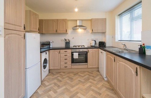 Shrewsbury House | Pass the Keys | 3 bedroom detached home(sleeps 5) in Shrewsbury