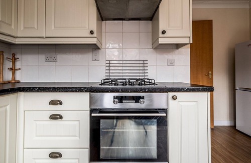 Exeter House | Pass the Keys | Central townhouse with parking and modern finish