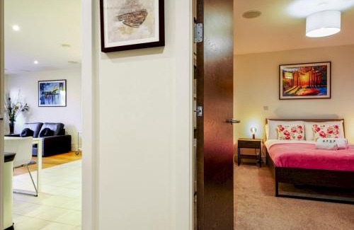 Cathedral Quarter Apartment | Pass the Keys City Centre Cathedral Quarter Walk Everywhere