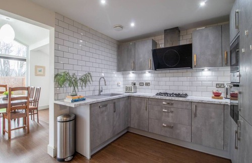 Newton Mearns House | Pass the Keys | Comfortable and Fabulous Family Home