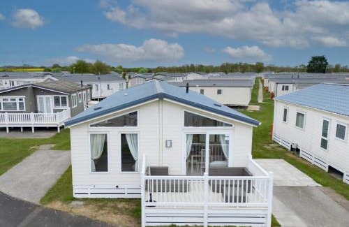 Whitley Bay House | Pass the Keys Cozy 2-Bed Lodge by the Sea – Whitley Bay Retreat