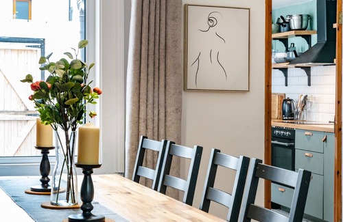 Belfast House | Pass the Keys | Gorgeous 4 Bedroom Home 7 Min from City Centre