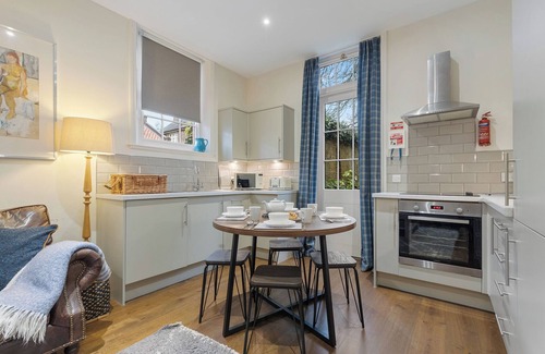 York House | Pass the Keys | No. 5 - Chestnut Cottage