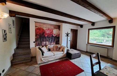Roccabruna Apartment | Passione Peonie Apartment