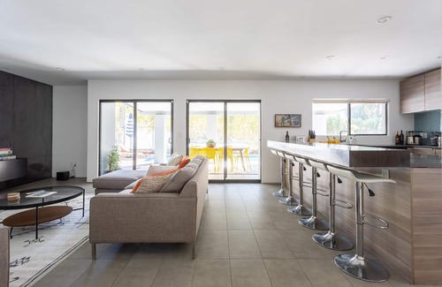 Camelback East House | Patina Rosa: Iconic Design, Pool and B-Ball Court