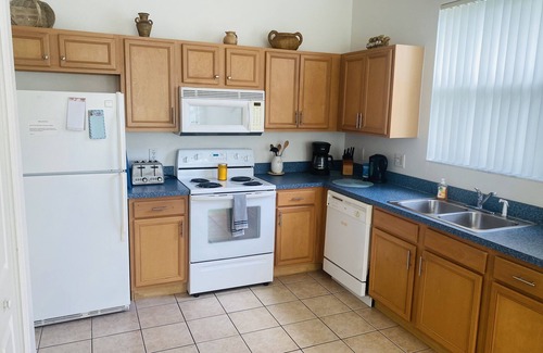 Calabay Parc House | Paul and Carols vacation pool home