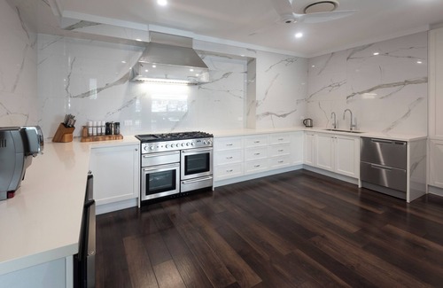 Hamilton Island Apartment | Pavillions 6, Pavilions 6 on Hamilton Island