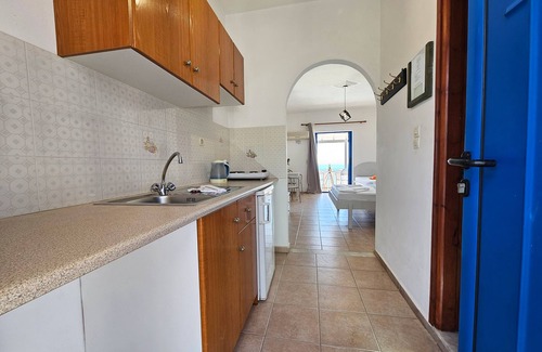 Marathokampos Apartment | Pavlis Studios Ormos