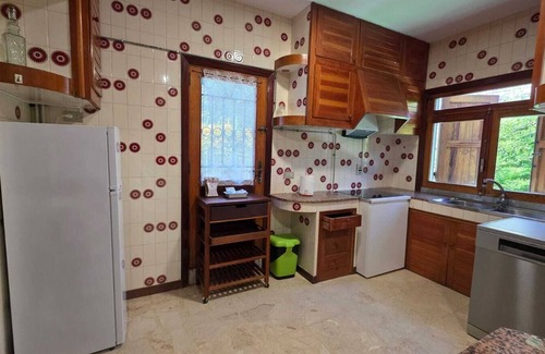 Portonovo Ski Chalet | PAXARIÑAS VILLA WITH PRIVATE POOL