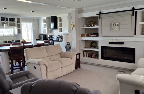 Deep Run House | Peacans Grove