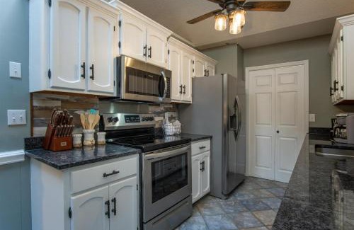 Brevard House | Peace of Heaven in Connestee