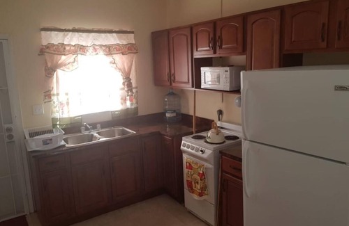 Rokers Point House | Peaceful 2 Bedroom Private Home In Tranquil Forest Exuma