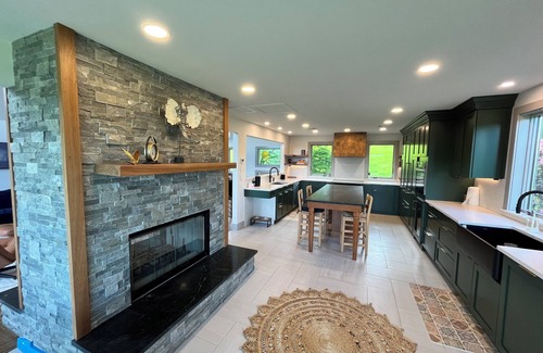 Swan Lake House | Peaceful 4-bedroom escape to Bethel Woods with WiFi, AC, lake view