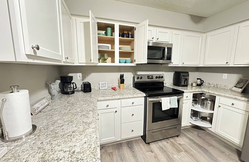 Summit Station House | Peaceful 4-bedroom house in charming Columbus