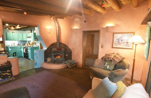 Arroyo Seco House | Peaceful Adobe w Jacuzzi, Walk To Arroyo Seco, Pets Welcome