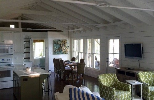 Tiger Cottage | Peaceful and cozy! Murray Cove Cottage On Beautiful Lake Burton