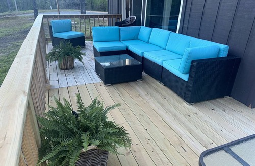 Benton Cabin | Peaceful and secluded getaway in Saline County