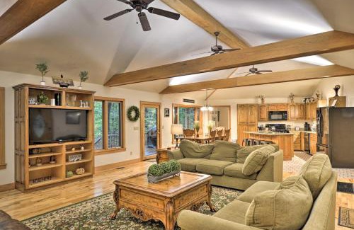 Rising Fawn House | Peaceful and Secluded Home with Private Fire Pit!