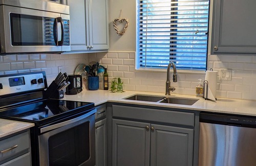 Fernandina Beach Condo | PEACEFUL and UPDATED 2BR/2BA Beach Getaway