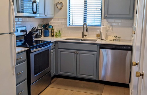 Fernandina Beach Condo | PEACEFUL and UPDATED 2BR/2BA Beach Getaway