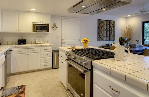 Marine Terrace House | Peaceful & Charming Cambria Beach Home With Ocean View Deck