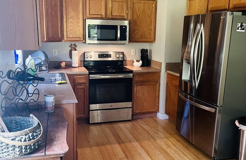 Bethera House | Peaceful cottage on 12 acre horse farm McClellanville