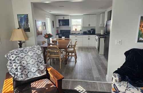 Trinidad Apartment | Peaceful, Cozy 2-bedroom apartment in Trinidad with WiFi, great music.