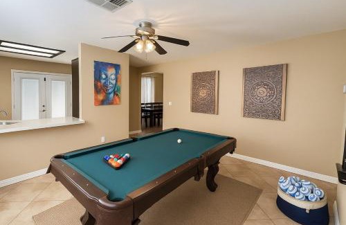 North Las Vegas House | Peaceful Las Vegas Pool Oasis, Pool Table, Hammock