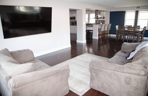 Gentilly Terrace House | Peaceful New Orleans Home! Perfect for your family or company.