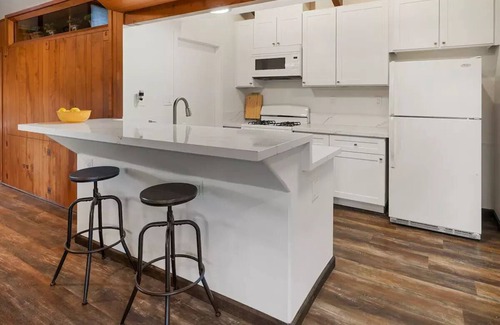 Camarillo House | PEACEFUL ONE BEDROOM GUEST HOUSE ON A RANCH