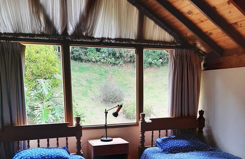 Cajica House | Peaceful Retreat in Cajicá-close to Bogotá, with tree house and children's park!