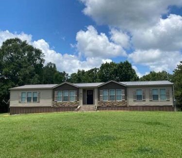 Tylertown House | Peaceful Seclusion- 4BR-Tylertown-Columbia-McComb