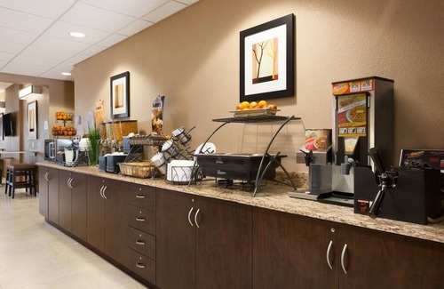 Gonzales House | Peaceful Stay at historic Gonzales | Three Rooms | Free Parking