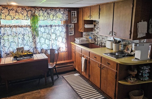 New Gloucester Apartment | Peaceful Studio on Horse Farm - Hike, Relax, Explore!