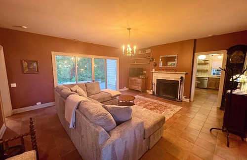 Fox Valley Cottage | Peaceful two bedroom cottage. Scenic and secluded but conveniently located.