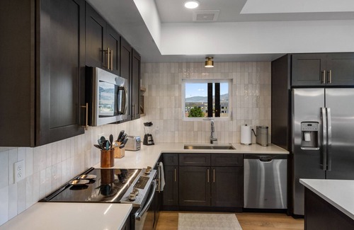 Bozeman Apartment | Peach Street Mountain Retreat - Luxury apartment in Bozeman w/Mountain Views