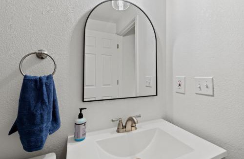 Medford Apartment | Peach Street Super Suite